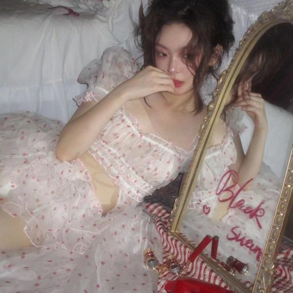 Selkie La Fraise Strawberry Print Silk Gauze Boudoir Dress - XS / NWOT - Picture 6 of 9